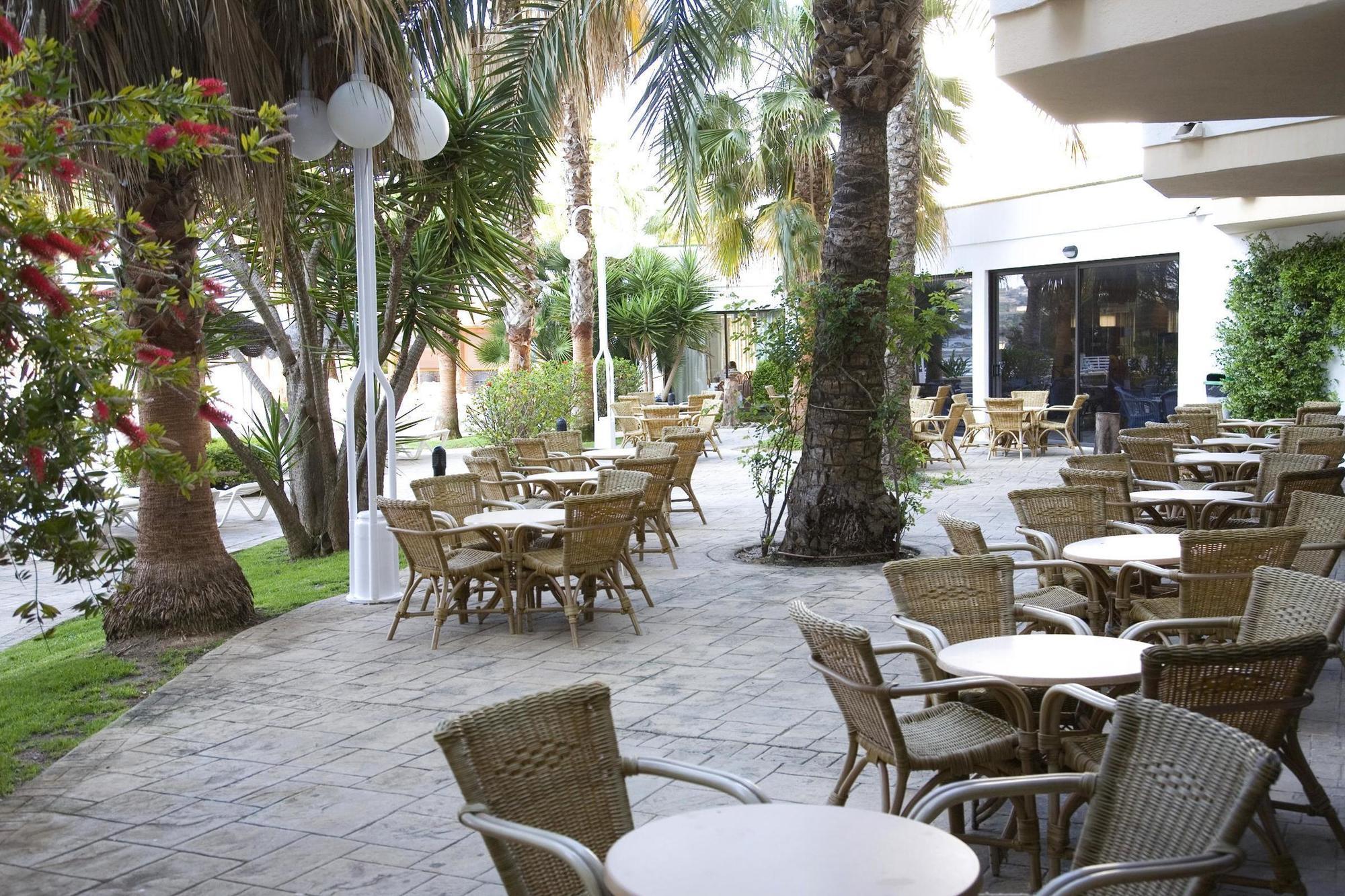 Trh Jardin Del Mar Aparthotel Santa Ponsa Restaurant photo